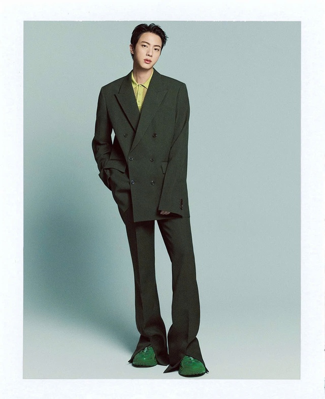 Jin (BTS) 'vượt mặt' Kendall Jenner khi trở thành đại sứ Gucci- Ảnh 2. Jin (BTS) 'vượt mặt' Kendall Jenner khi trở thành đại sứ Gucci- Ảnh 2.