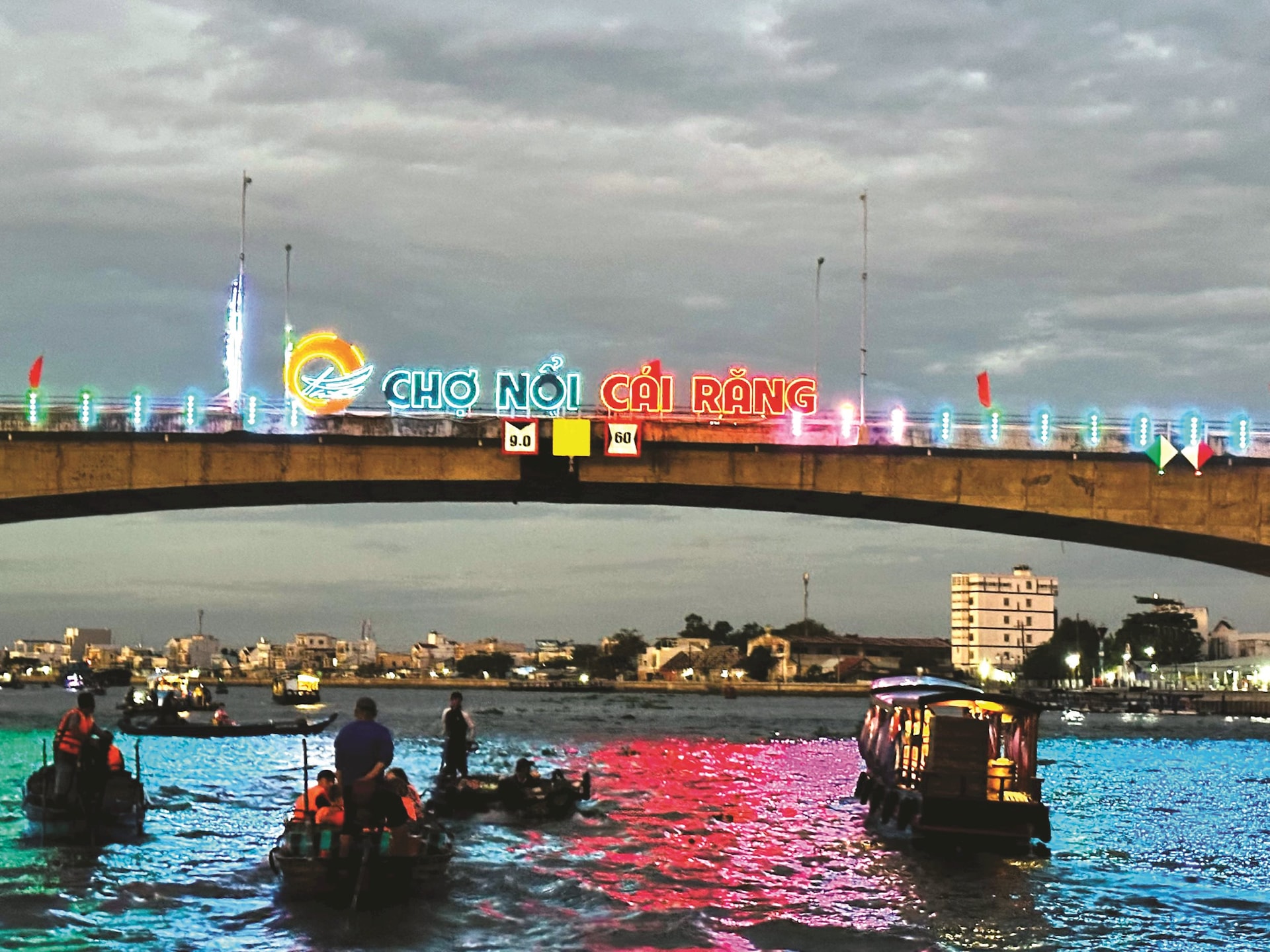 trai-nghiem-Cho-noi-Cai-Rang-du-lich-Can-Tho